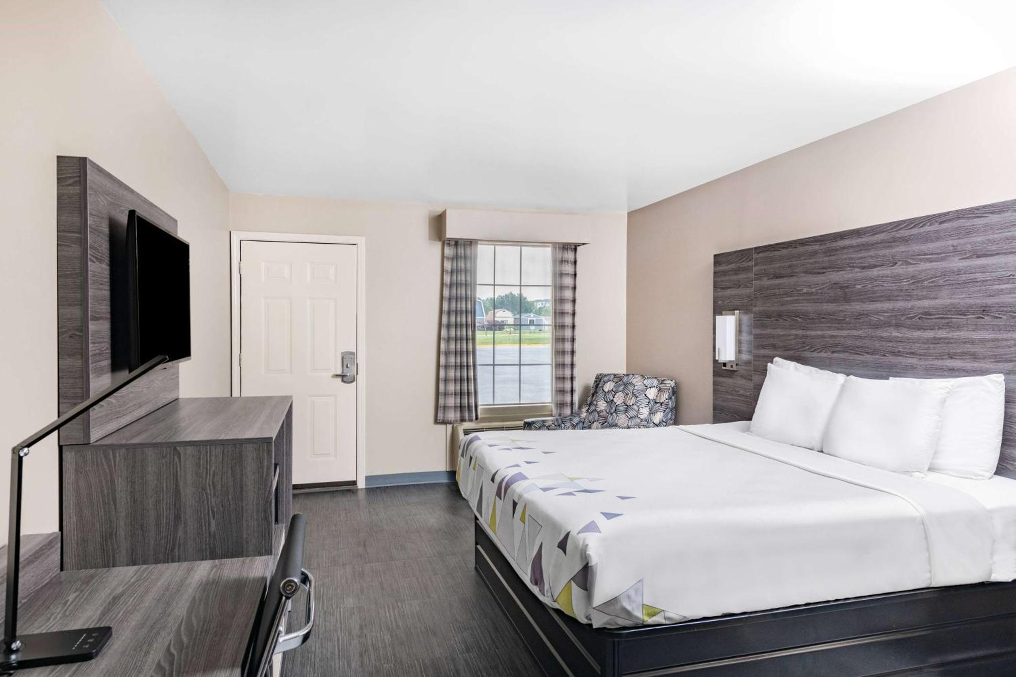 Baymont By Wyndham Commerce Ga Near Tanger Outlets Mall Eksteriør bilde