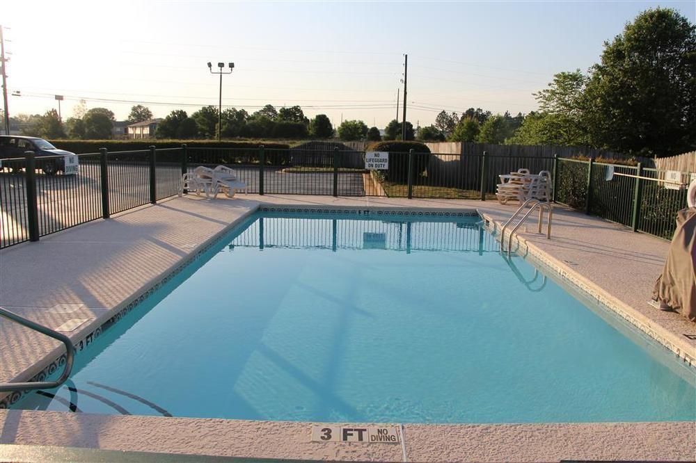 Baymont By Wyndham Commerce Ga Near Tanger Outlets Mall Eksteriør bilde